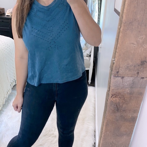 Sage collection athletic top size large - Picture 1 of 5